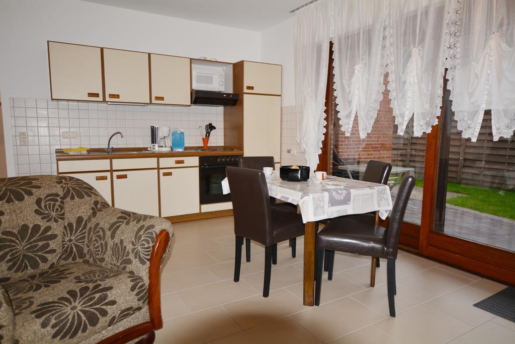Appartment Vermietung Luetje Бюзум Экстерьер фото